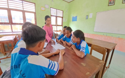 Foto pembelajaran Bahasa Indonesia